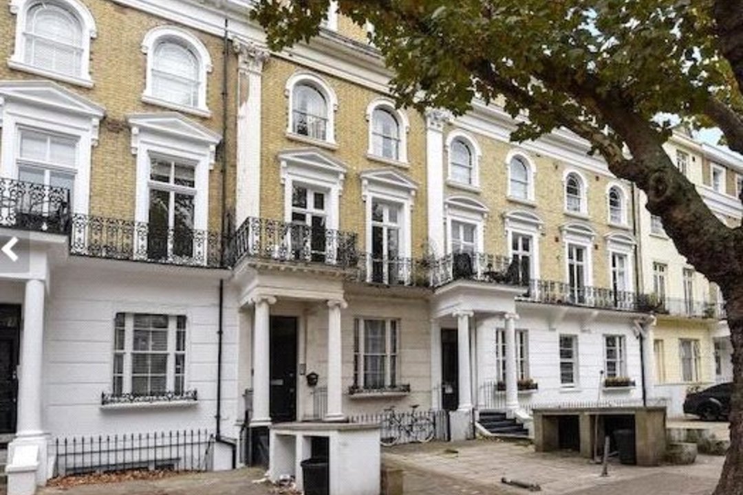 Flat for sale in Inverness Terrace, Bayswater, London, W2 | Gordon & Co